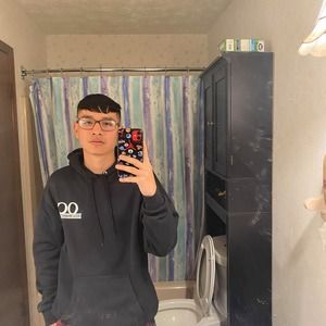 Meet your Posher, Edmundo